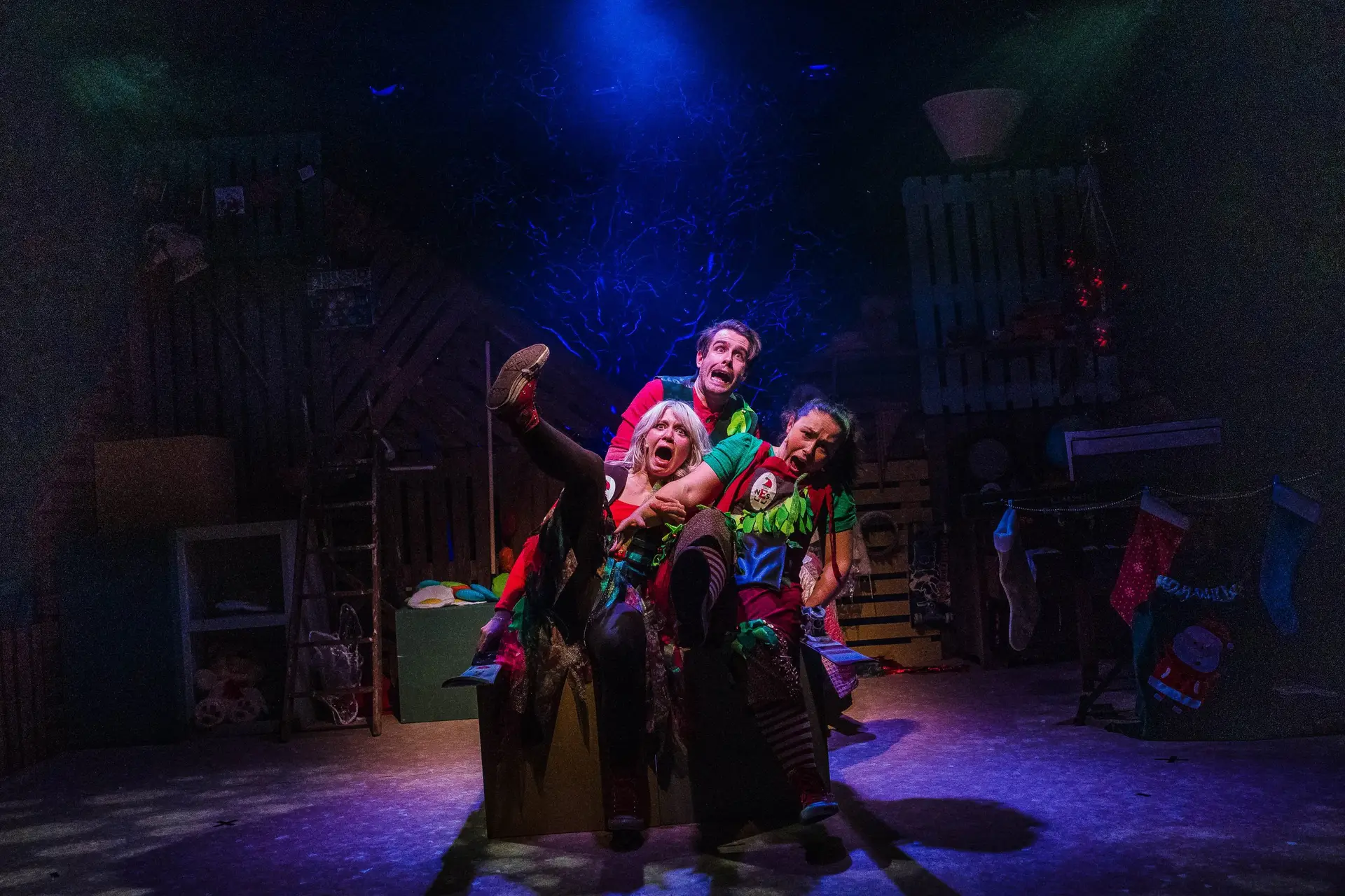The Elves and the Shoemaker: Save Christmas Social Story
